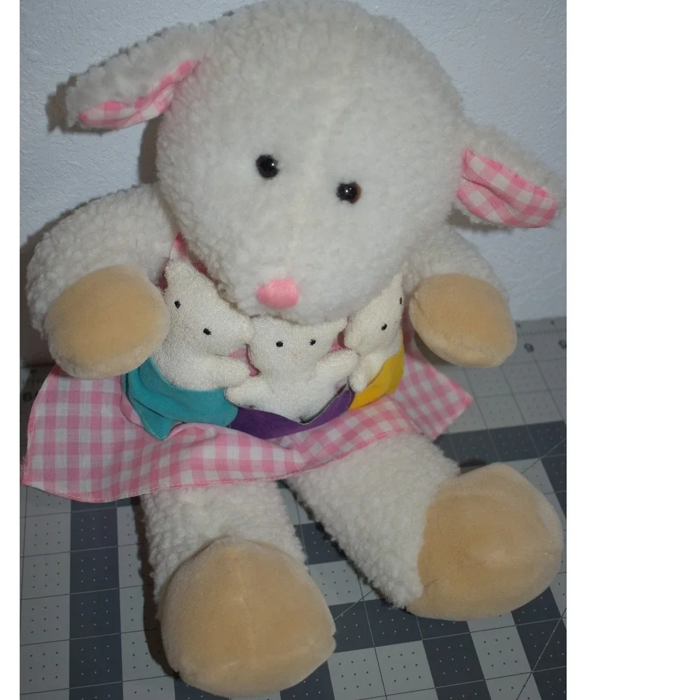 Vintage 1993 Dakin Mother Sheep Plush Pink Gingham Dress with 3 Baby Lambs 16 in